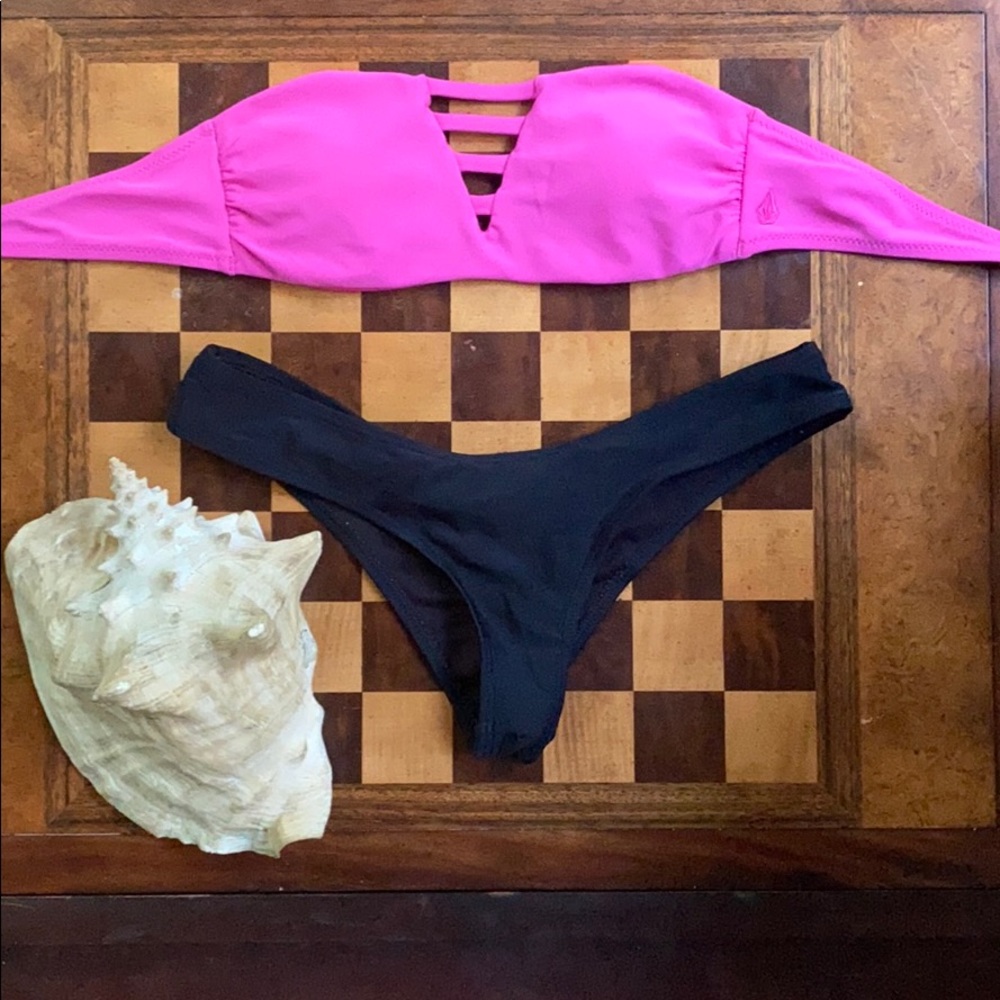 Volcom bikini pink and black